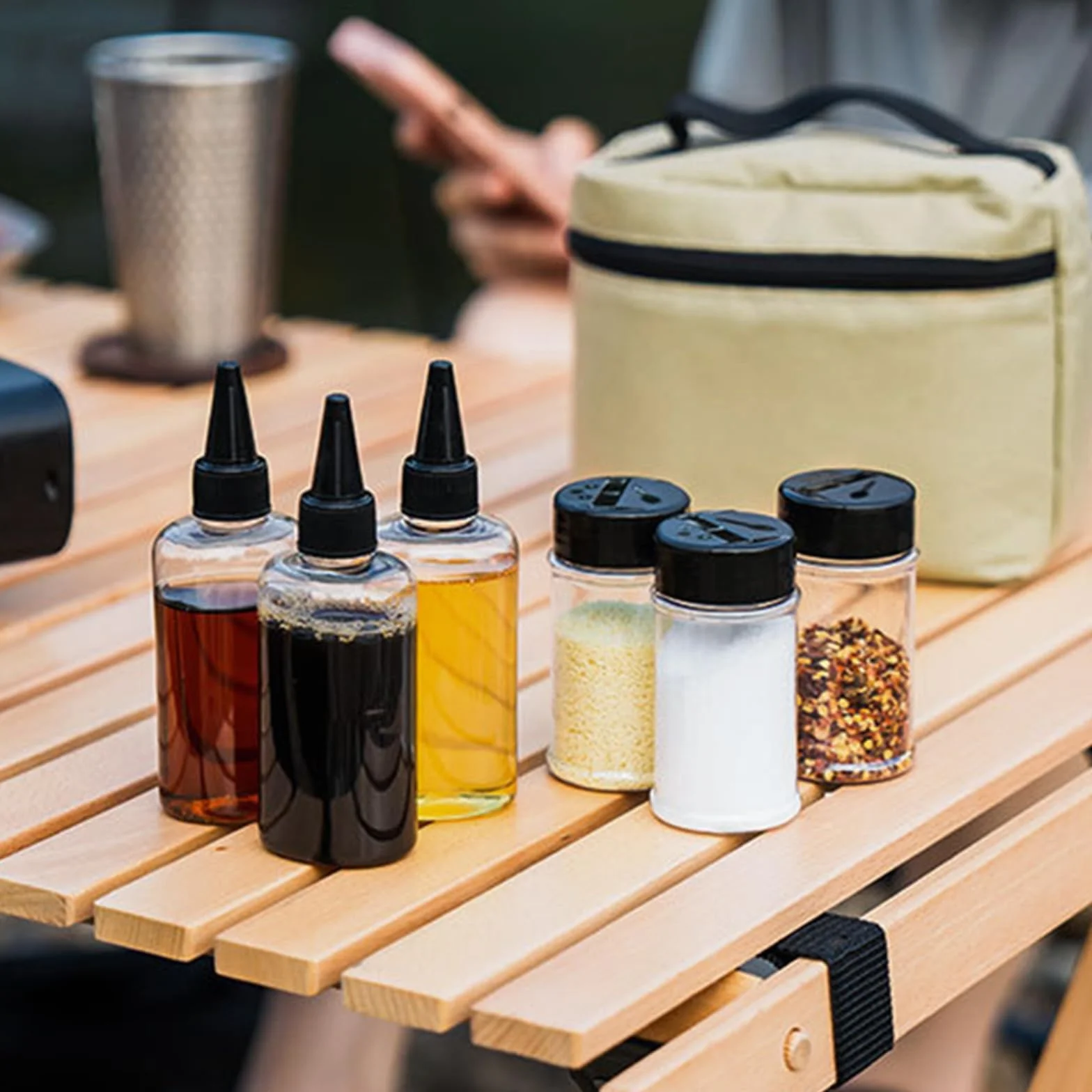 RoseFlower Lot de 6 Pots À Épices avec Sac de Rangement - Bouteille de Sauce Portable pour Voyage, Pique-nique, Barbecue, Camping