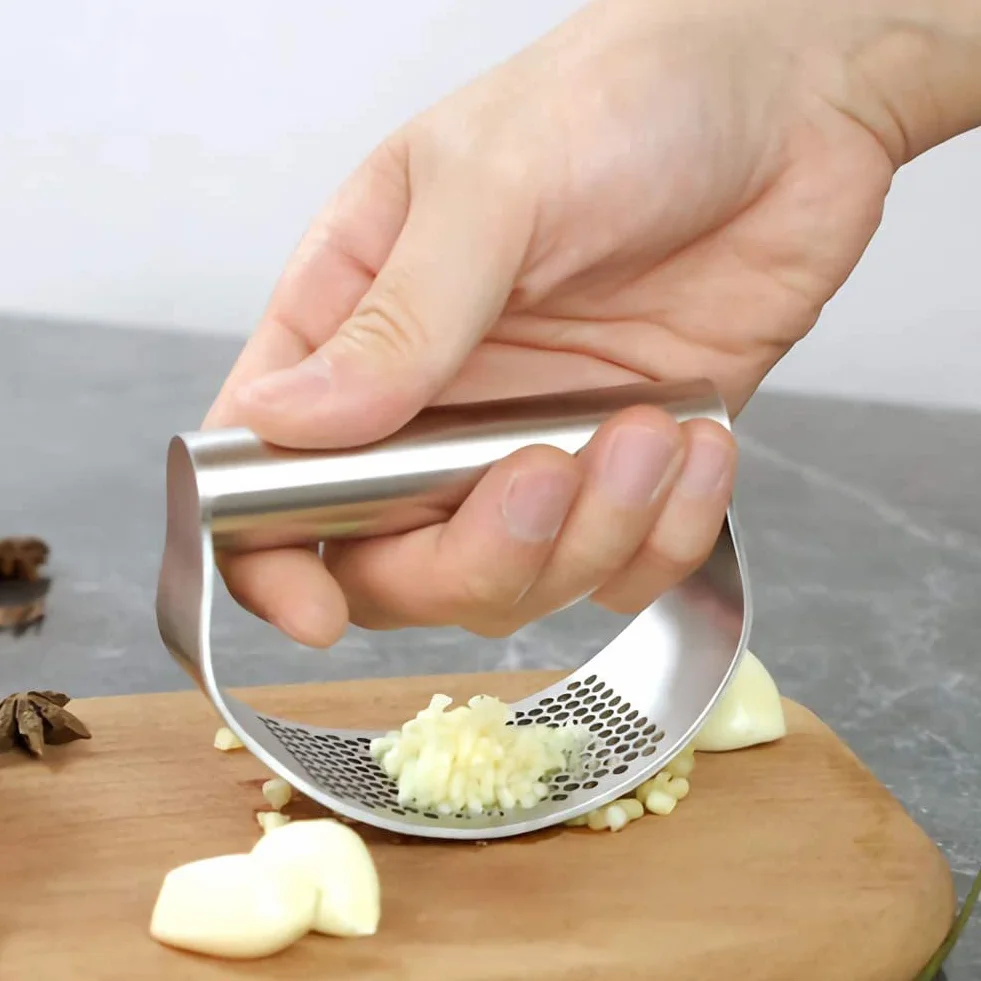 Sinnsally Presse Ail Manuel en Acier Inoxydable, Découpe Ecrase Ail, Garlic Press Rocker