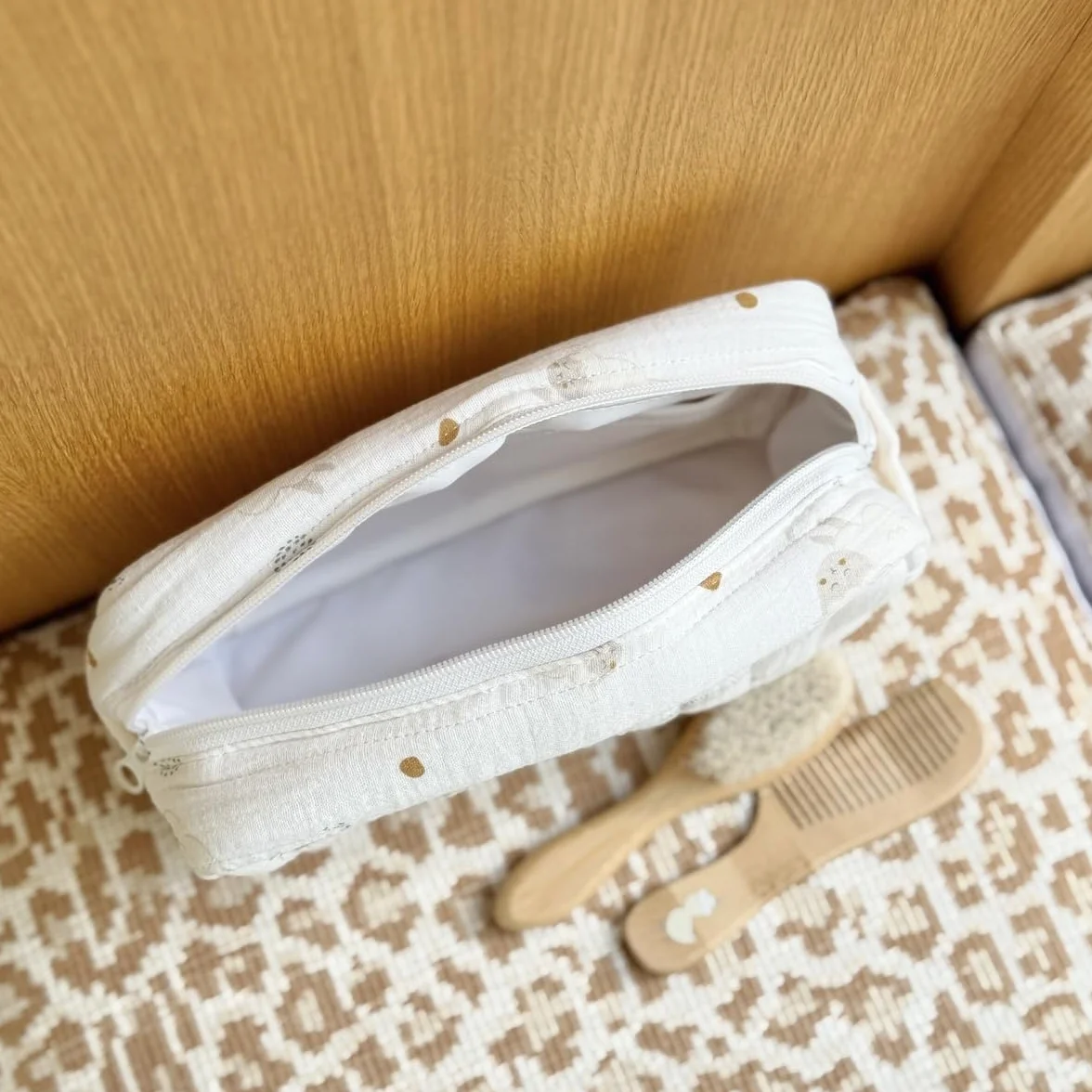 Petit Béguin Trousse de toilette bébé Câlins