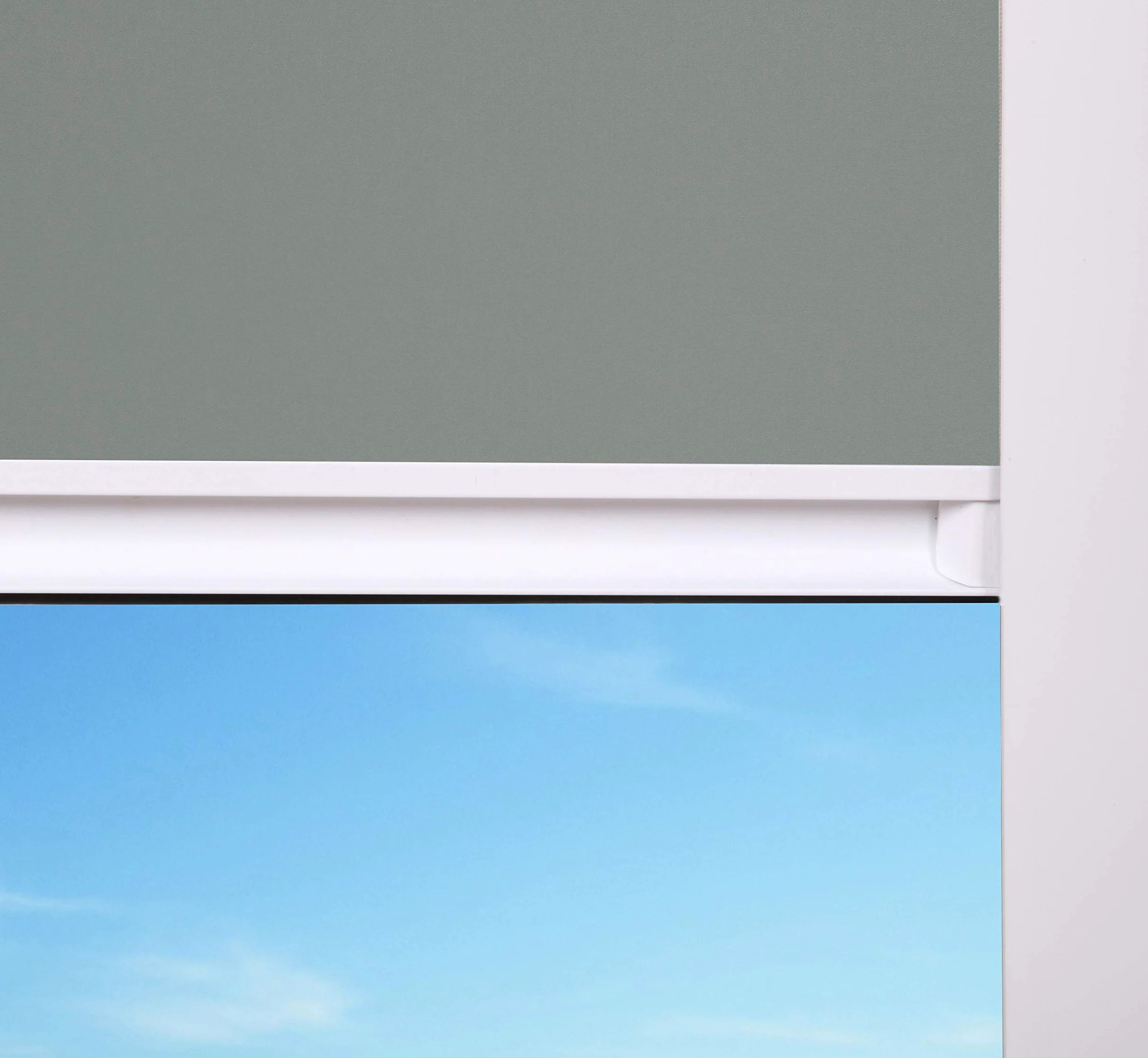Bloc Store pour fenêtre de Toit Velux Cadre en Aluminium occultant Blanc MK4