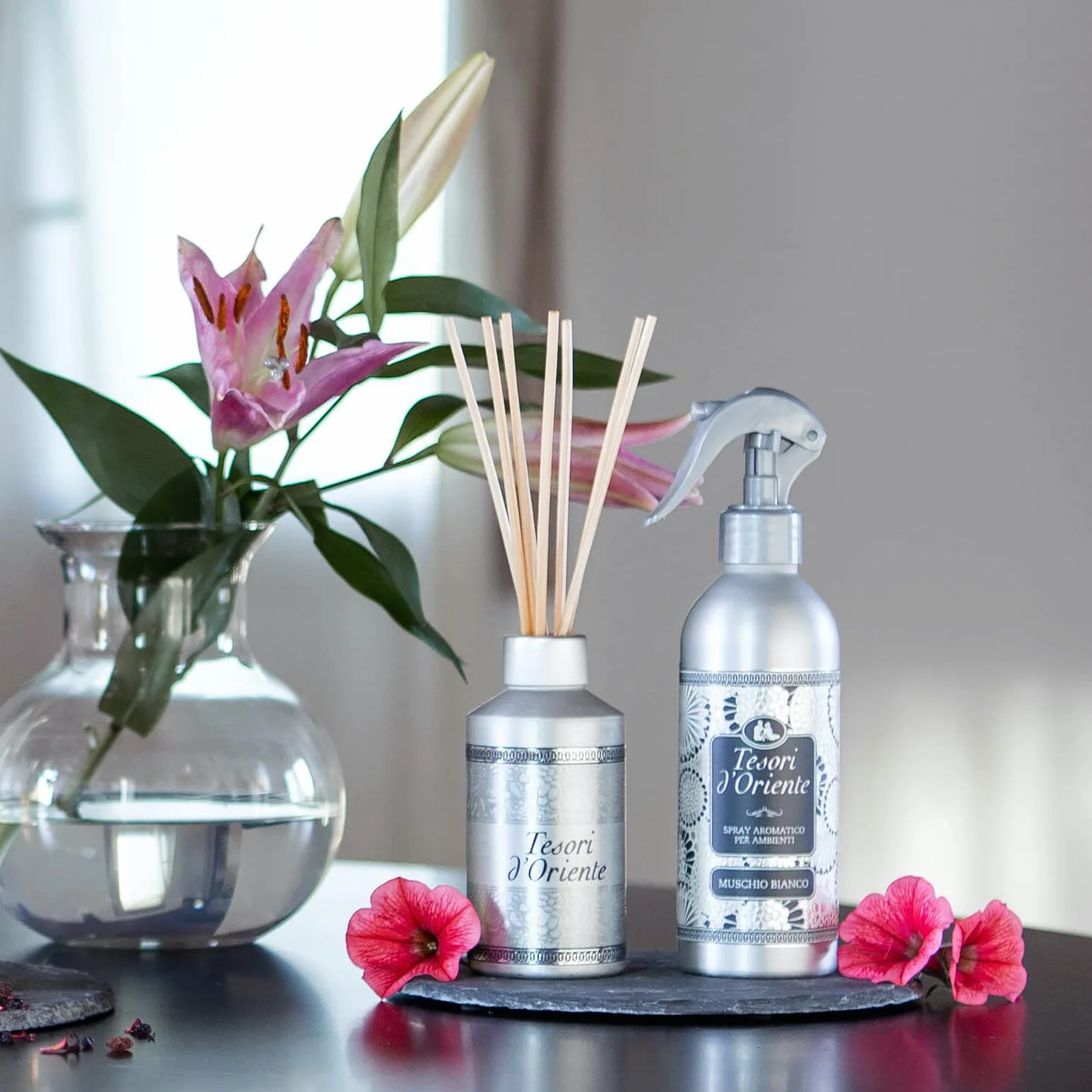 Tesori d'Oriente Muschio Bianco Spray Aromatico Ambienti e Tessuti 250 ml