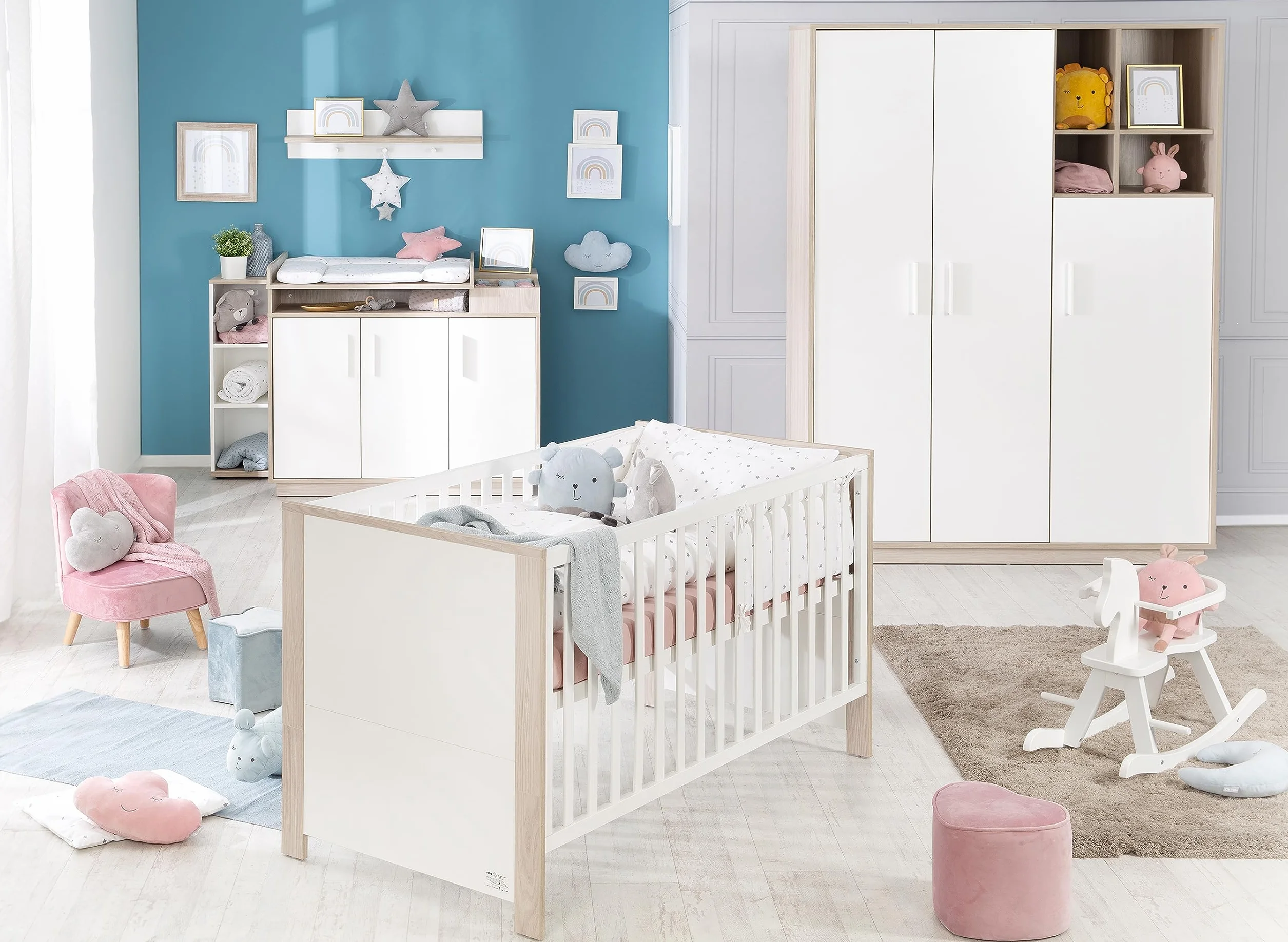 Chambre Bébé Complète Olaf Lit Évolutif 70 x 140 cm Commode à Langer Armoire 3 Portes Blanc Décor Bois