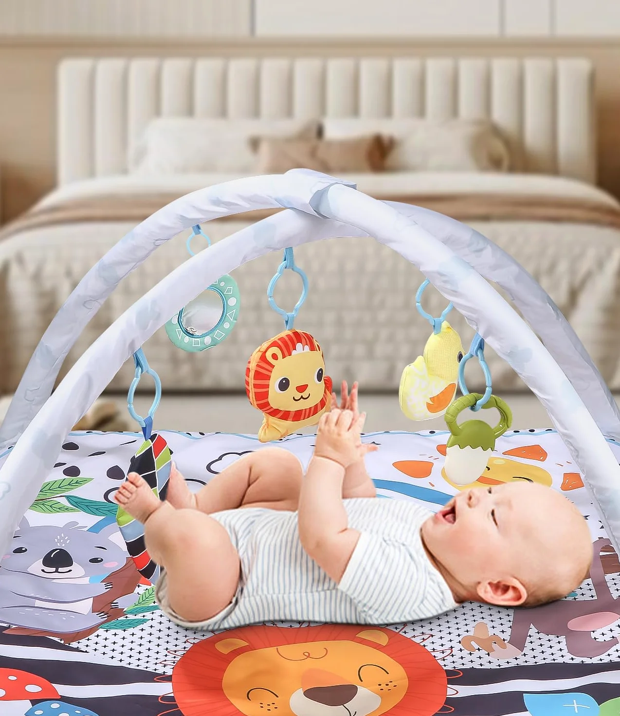 Tapis de Jeu pour bébé 0-6 Mois avec Arche réglable Gymnase développement cognitif