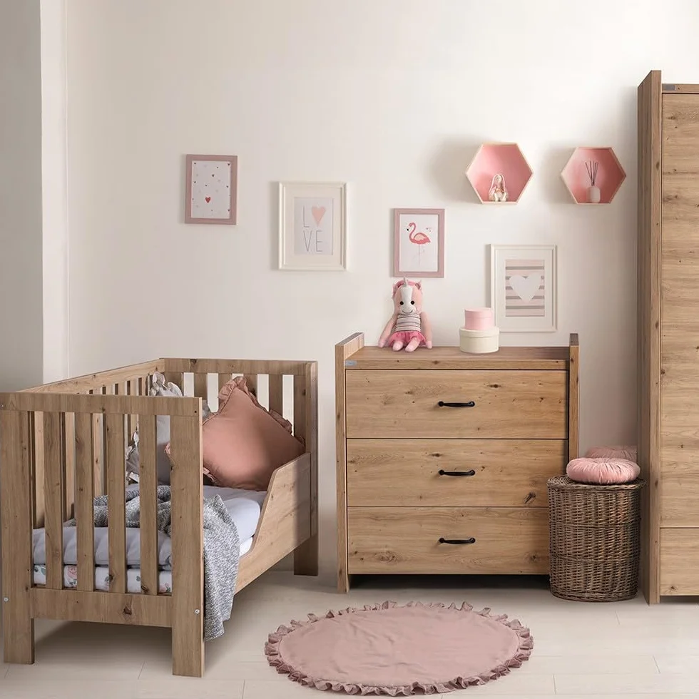 Mon Mobilier Design Amelia II Ensemble bébé Commode à Langer et lit évolutif 120x60 Chêne