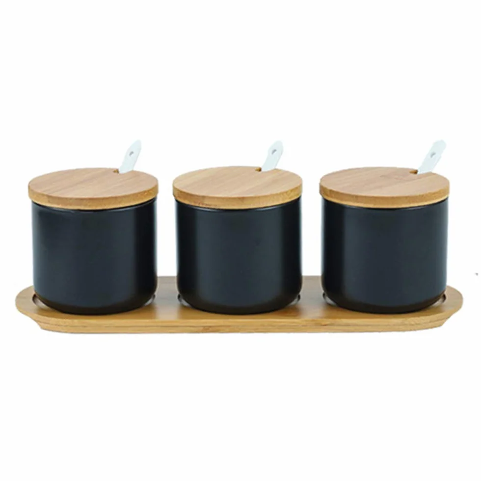 Lot de 3 Céramique Sucrier Rond Seasoning Containers Pot à épices Sel Spice Jar avec Cuillère Plateau Bambou