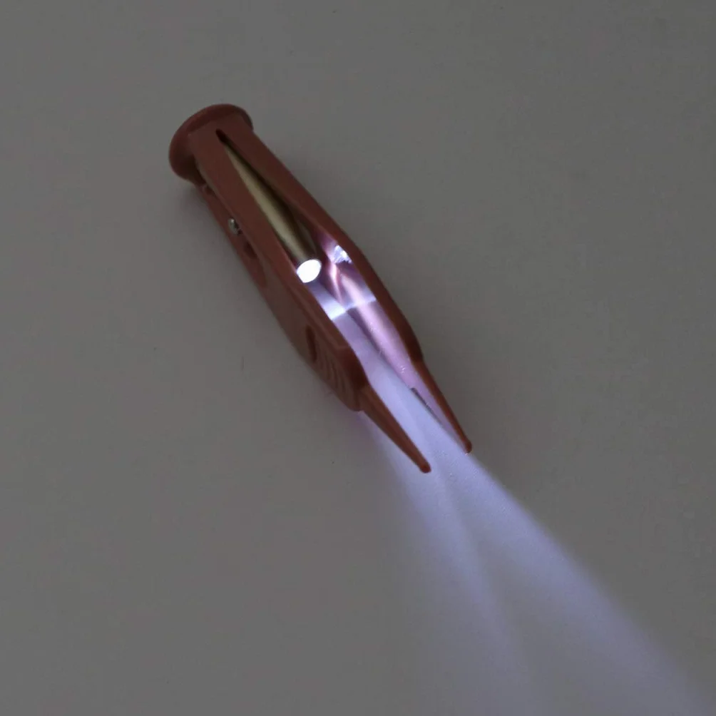 Pince à épiler de sécurité pour bébé Lampe de poche Nettoyage nez oreille nombril