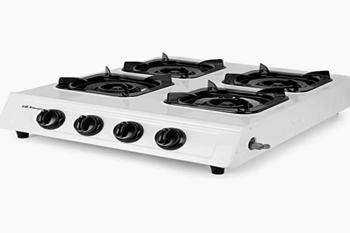 Orbegozo FO 4000 - Cuisinière à gaz, butane ou propane, allumage piézoélectrique, quatre brûleurs triple couronne, usage extérieur, antidérapant, noir et blanc