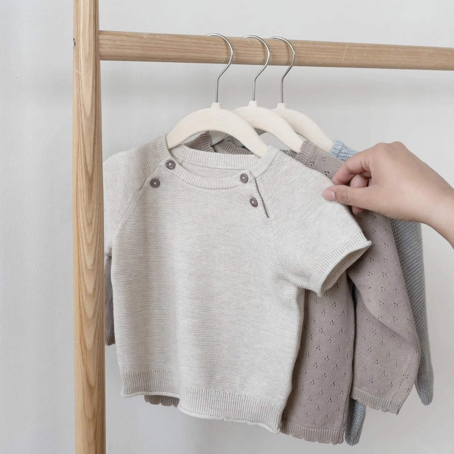 3 Sprouts Cintres en Velours pour Bébés et Enfants - Lot de 30 - Crème