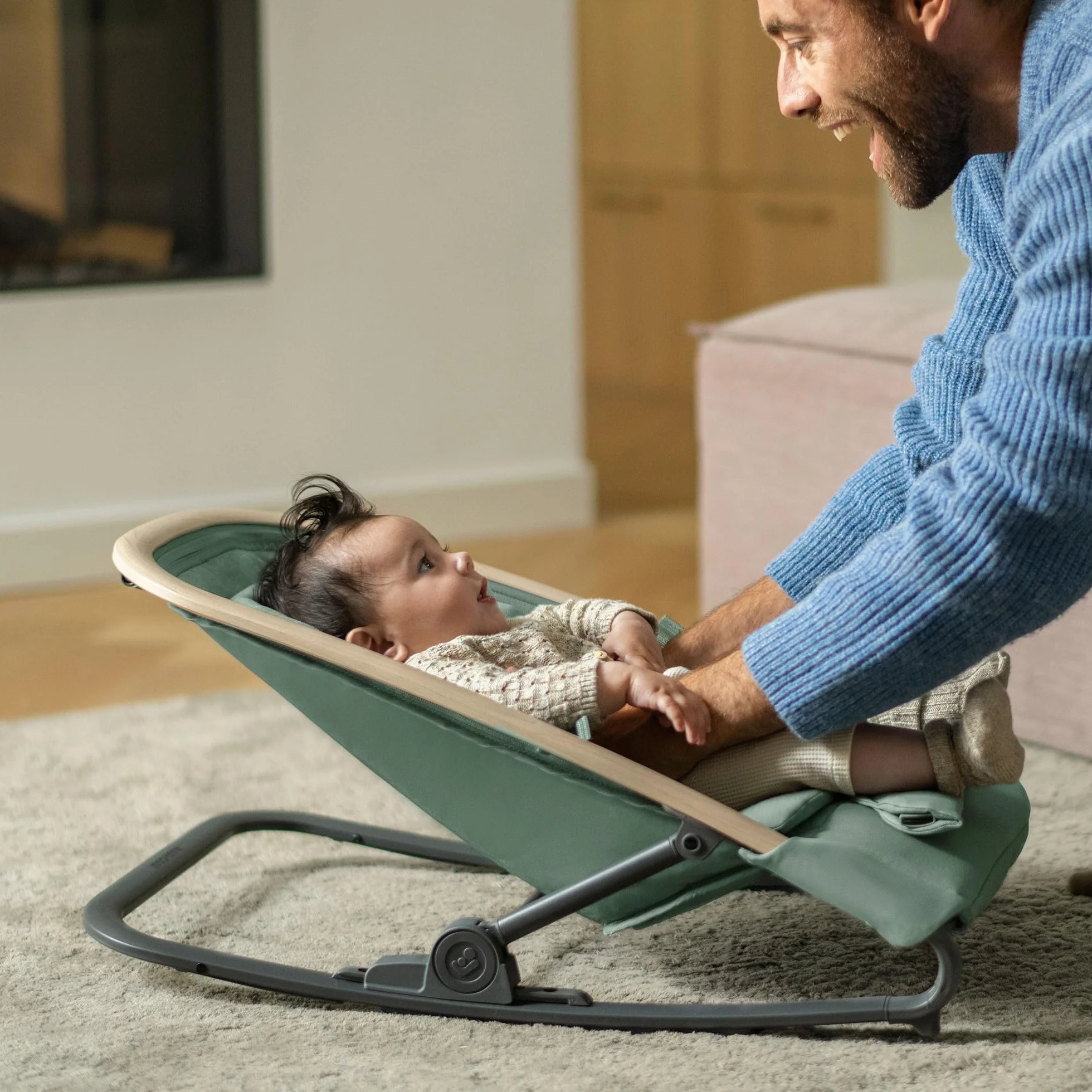 Maxi-Cosi Kori Chaise Transat Bébé 2-en-1 0-6 Mois 9 kg Baby Bouncer 3 Positions d'Inclinaison Léger Compact Essential Graphite