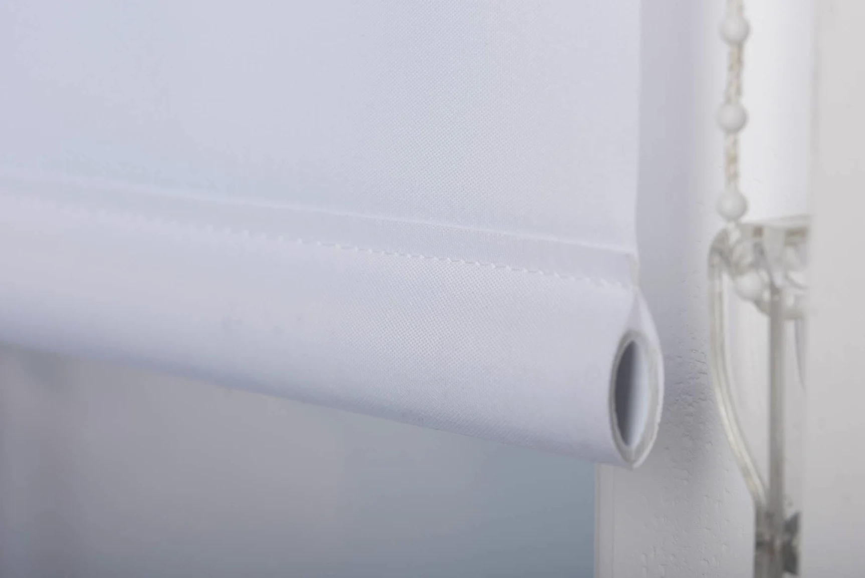 Furnished Stores enrouleurs sur Mesure avec œillets Triple Diamant, Blanc, 150cm x 210cm
