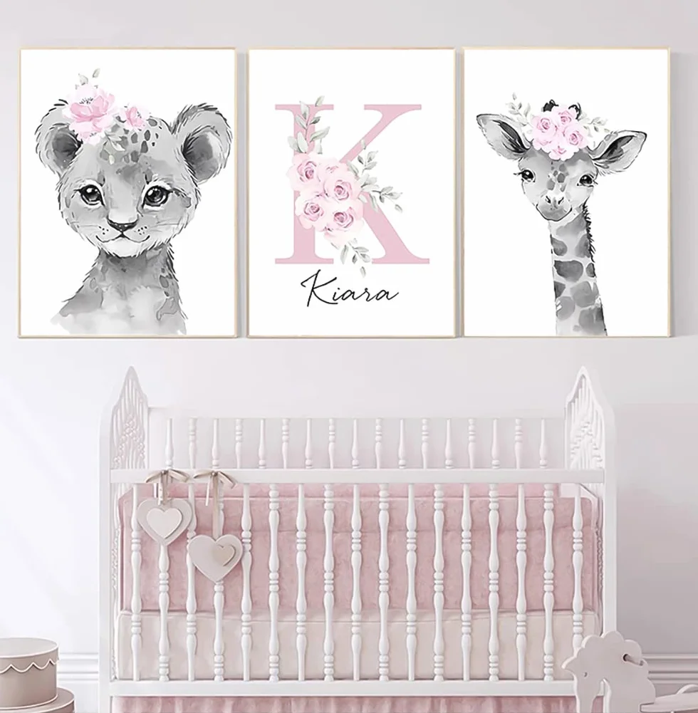 Affiche Personnalisée Bébé Girafe Lion Fleurs Tableau Gris et Rose Décoration Murale 30x40 sans Cadre