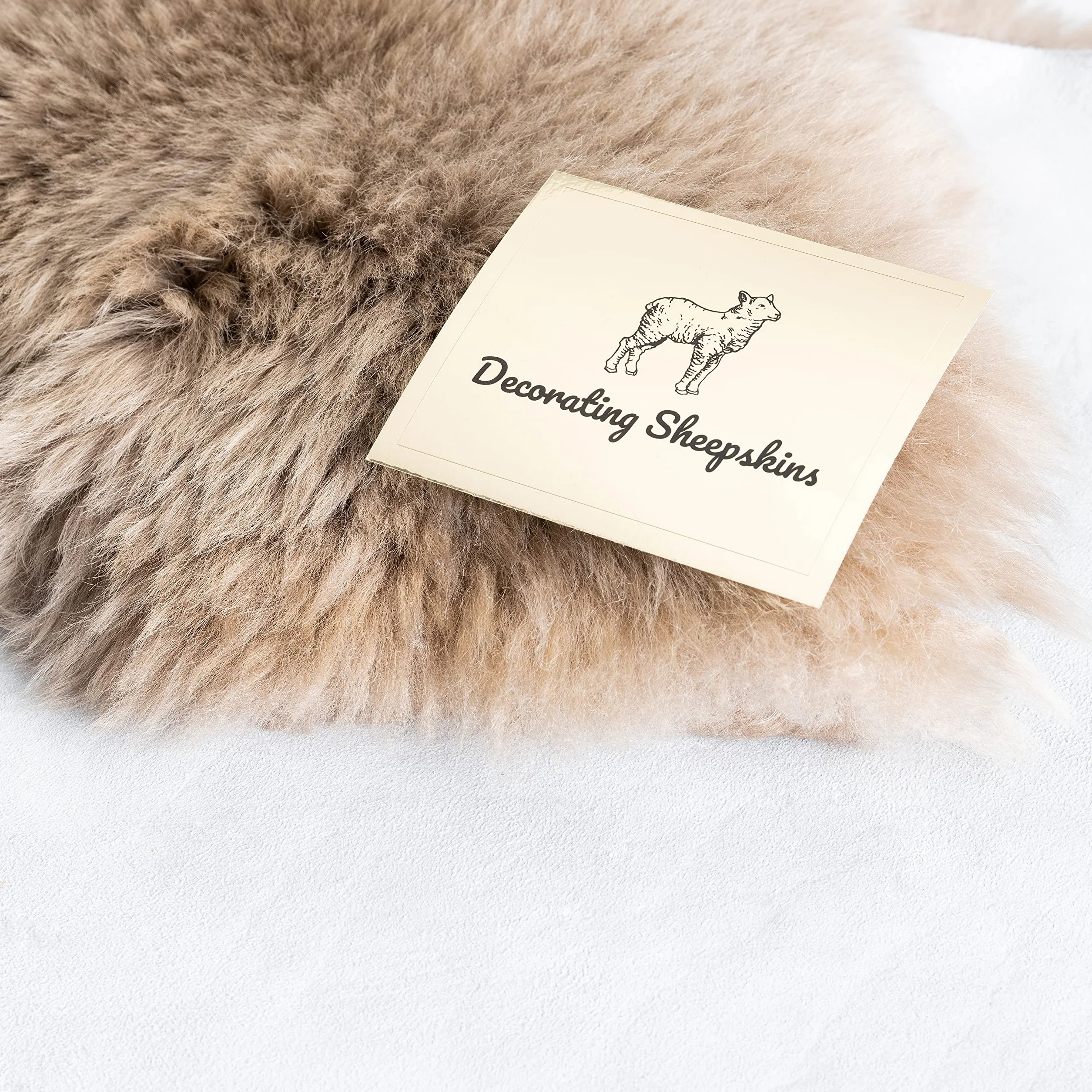 Peau de mouton véritable de qualité supérieure - Beige - 100-110 cm - Sans odeur - Alternative à la fourrure synthétique - Tapis en peau d'agneau pour canapé - Peau de mouton