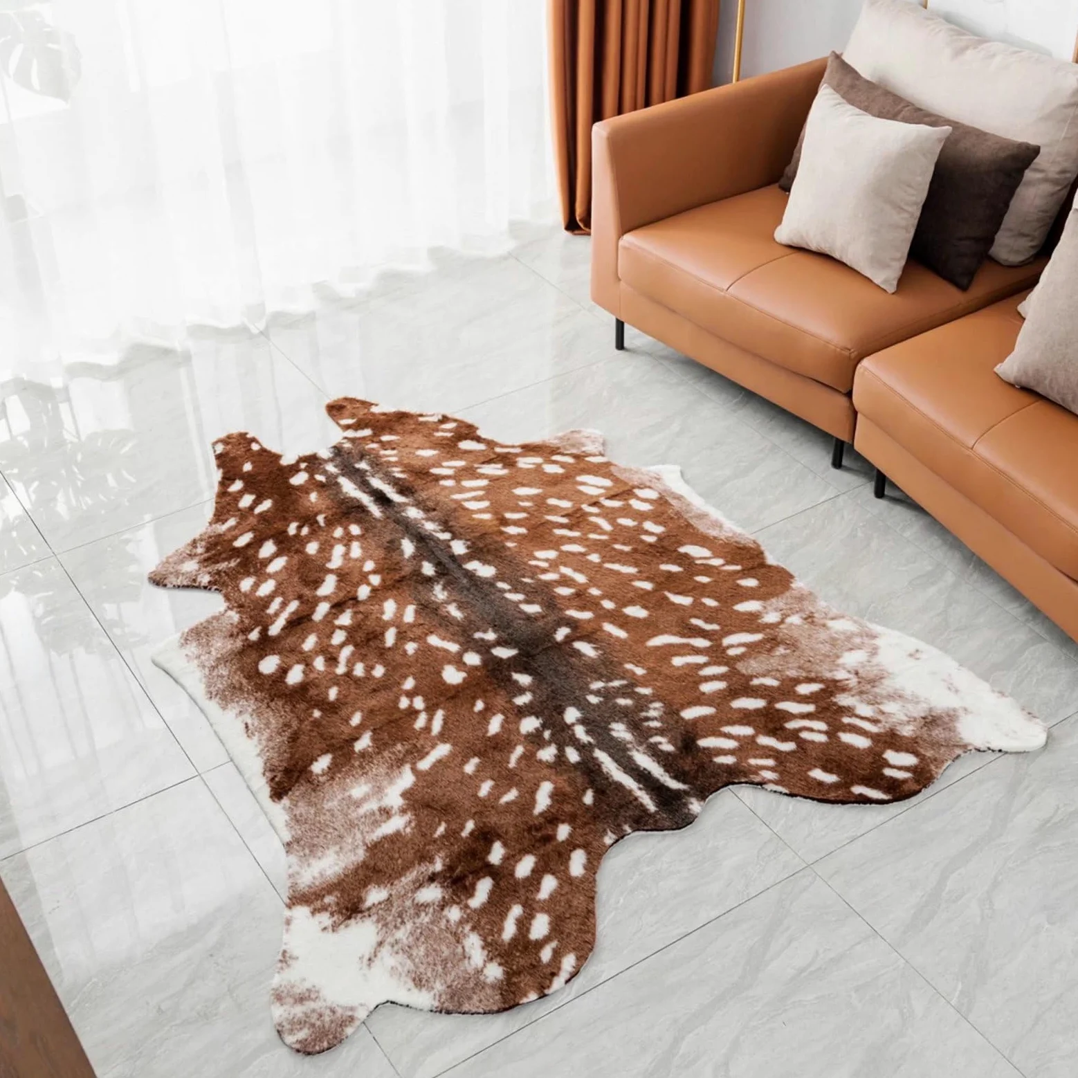 Grand tapis Sika en fausse fourrure avec imprimé cerf - 1,5 x 1,8 m - Blanc et marron