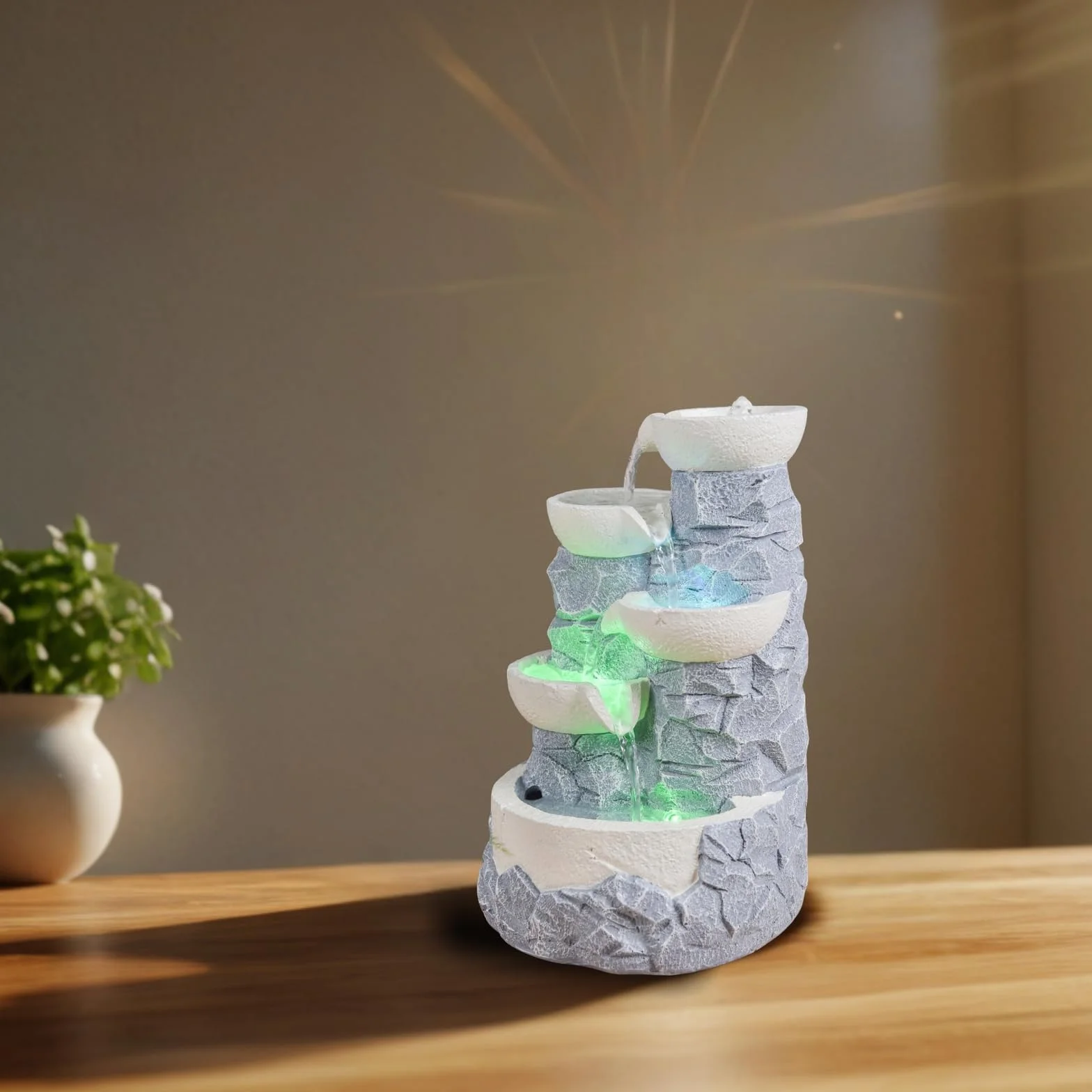 Fontaine d’Intérieur Cascade 4 Niveaux Jarre Effet Pierre Naturelle Lumière LED Coloré, Déco Zen, H 31cm – Ganda Zen’Light