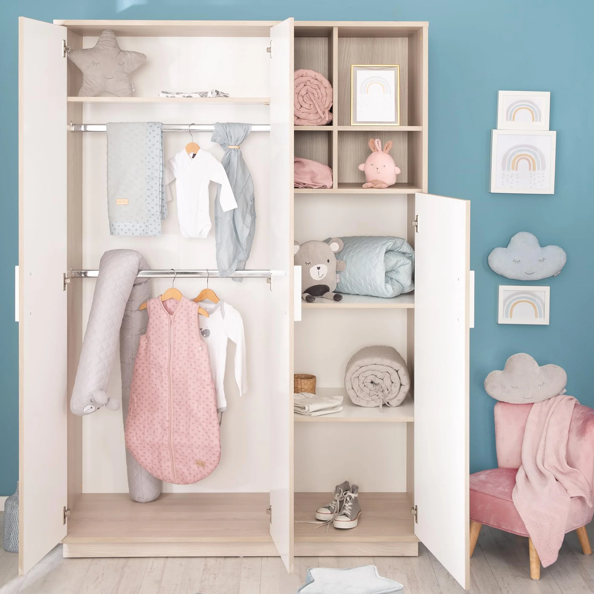 Chambre Bébé Complète Olaf Lit Évolutif 70 x 140 cm Commode à Langer Armoire 3 Portes Blanc Décor Bois