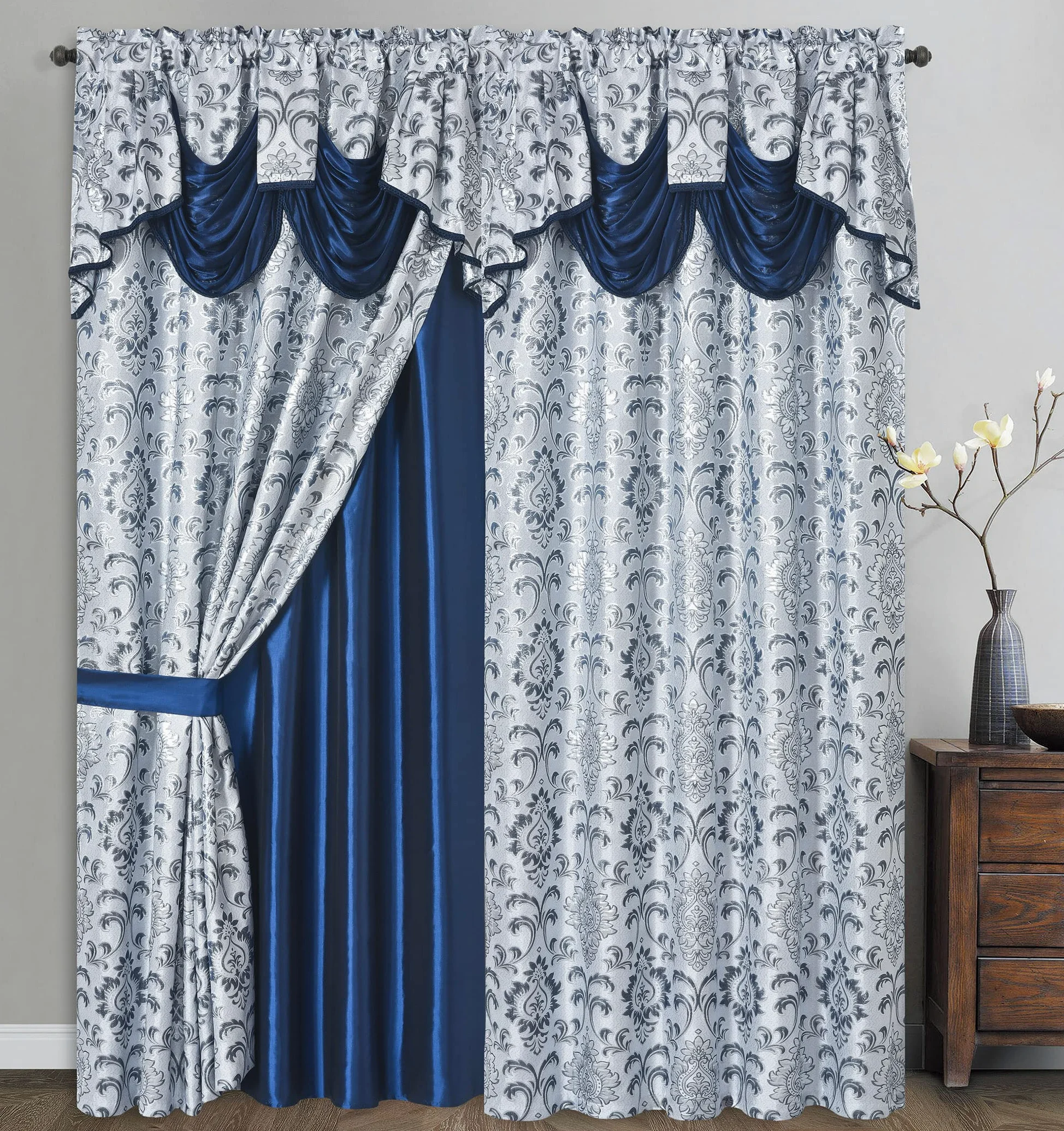 GOHD Samba Star Lot de 2 Rideaux de fenêtre en Jacquard avec cantonnière Fantaisie attachée et Dos en Taffetas. Chaque pièce Mesure 137,2 cm de Large x 228,6 cm de Hauteur avec cantonnière de 45,7 cm