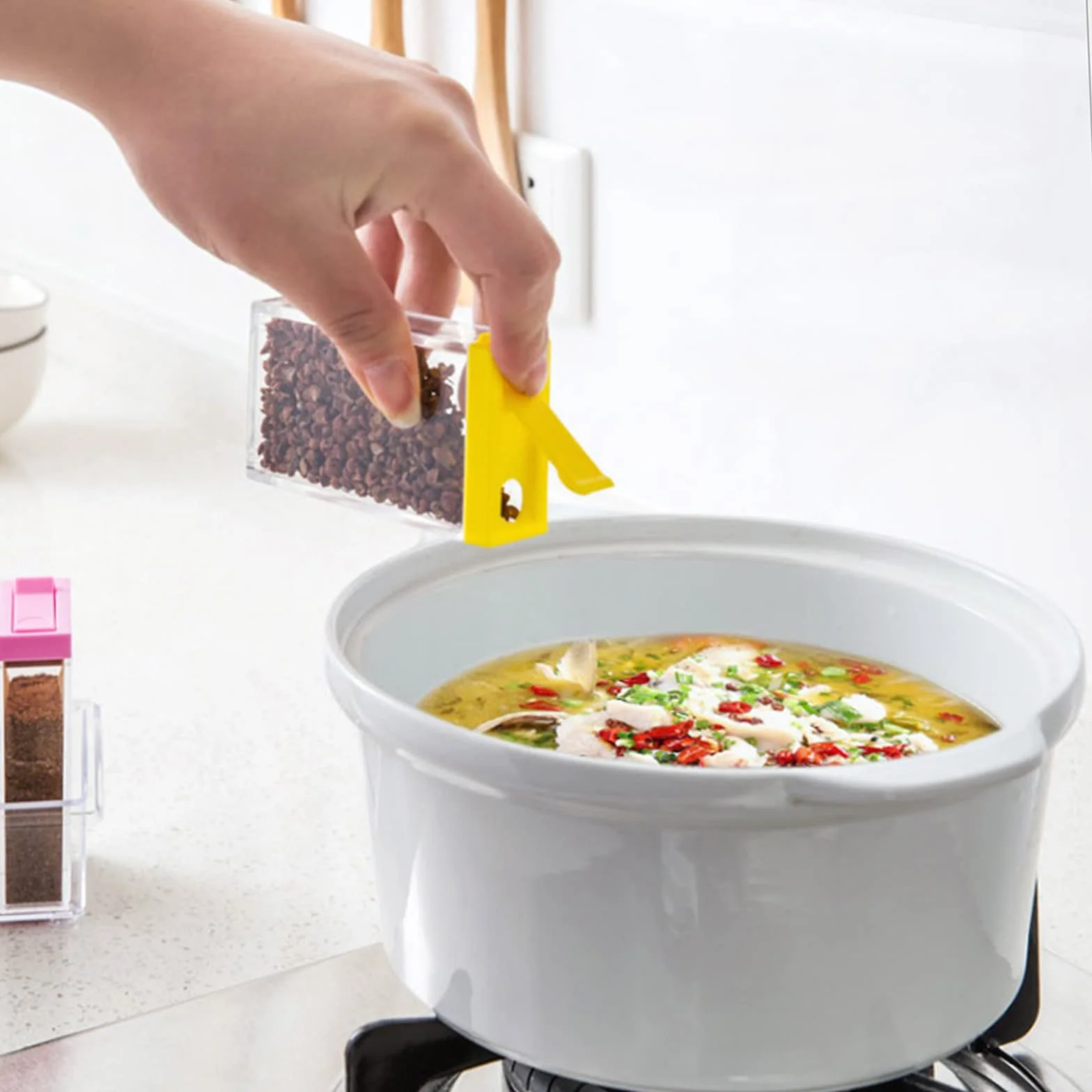 Lot de 6 Boîtes Épices Plastique avec Plateau, Ensemble de Pots à épices Transparent pour Rangement de Condiments