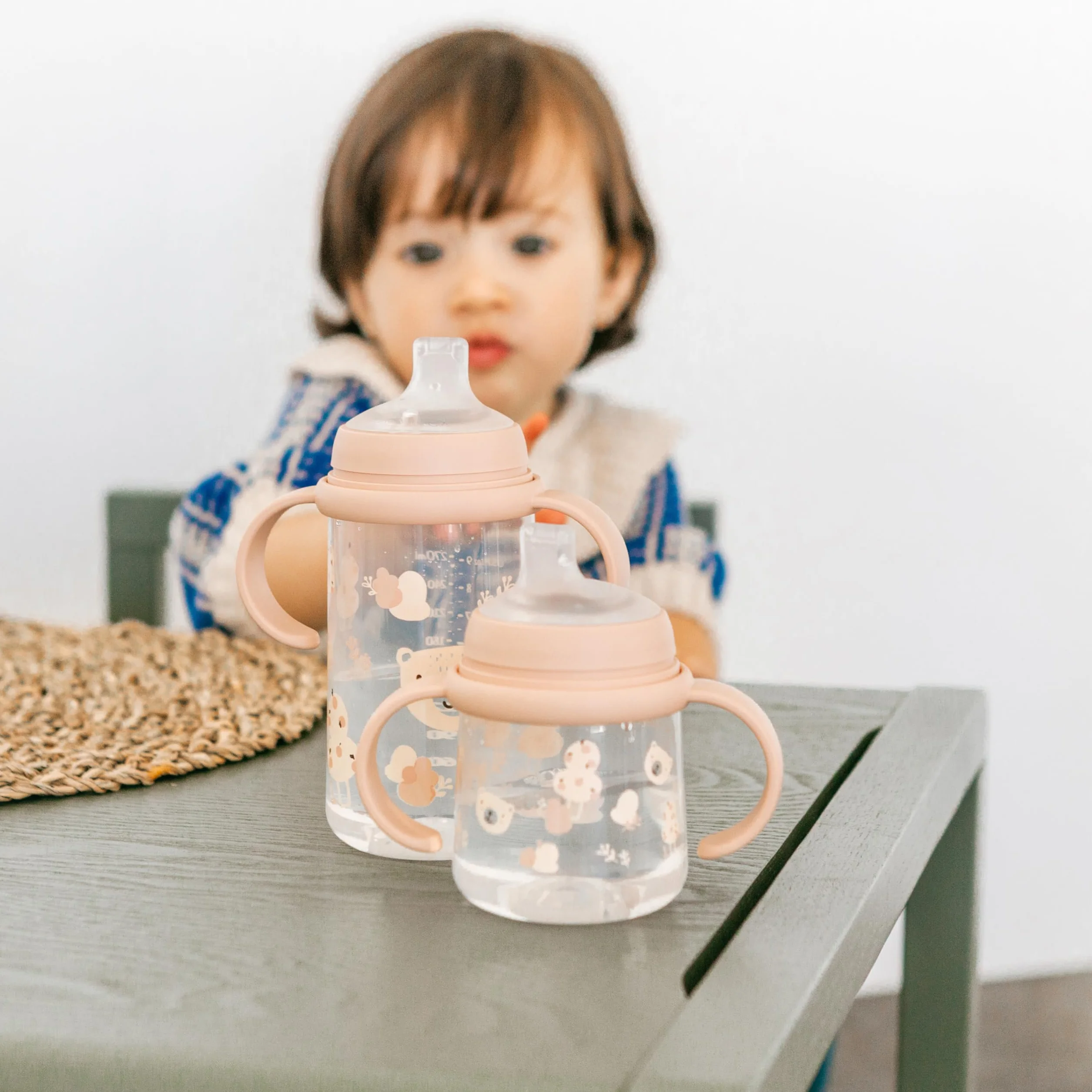 Suavinex Biberon à Anses Tasse Apprentissage Bébé Bec Souple Silicone Anti-Colique 150 ml Wild&Free Rose