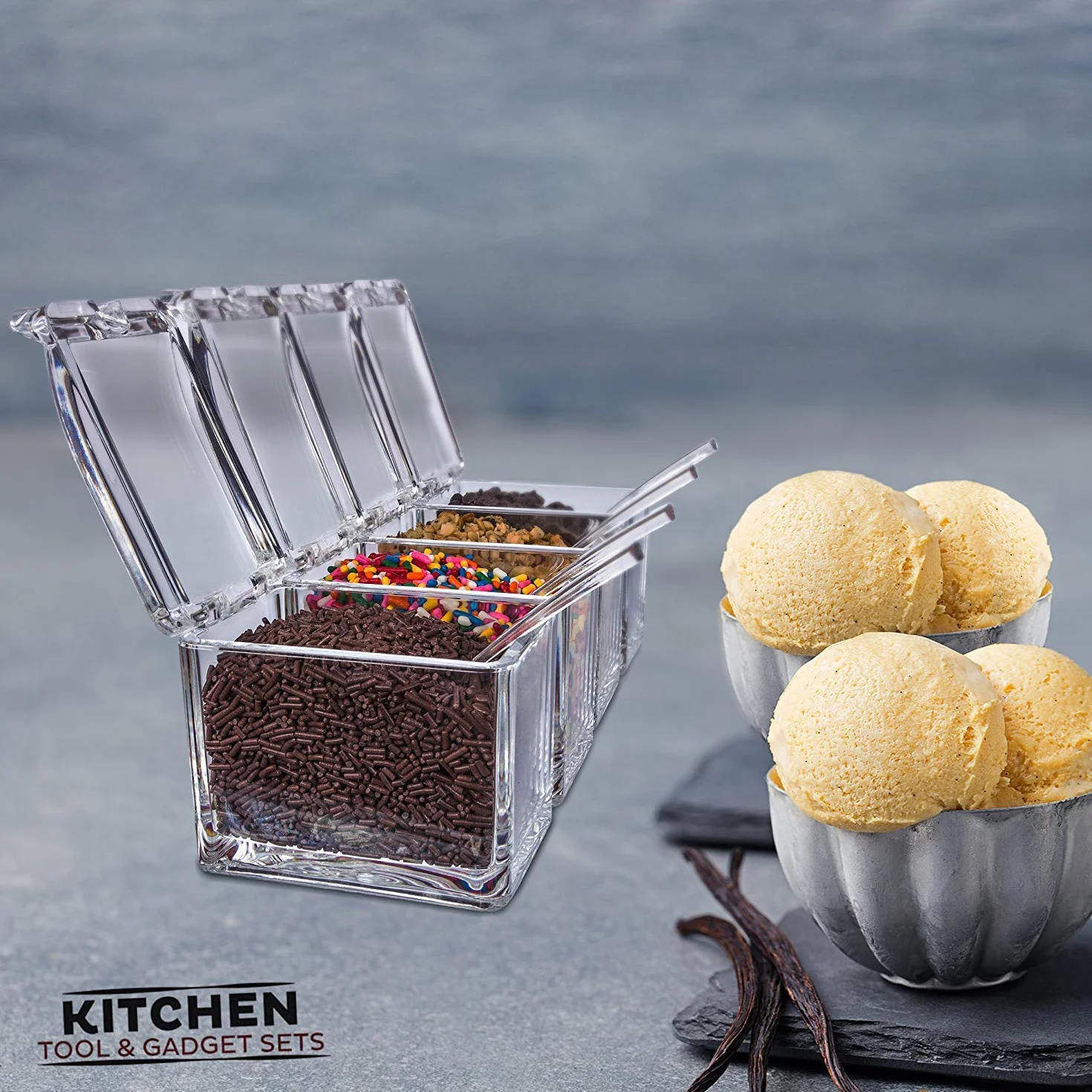 YIQI Assaisonnement Set 4 pièces Bouteilles Transparentes Sel Spice Jar Pots à épices Cuisine Condiment Jarres de Stockage avec Cuillères