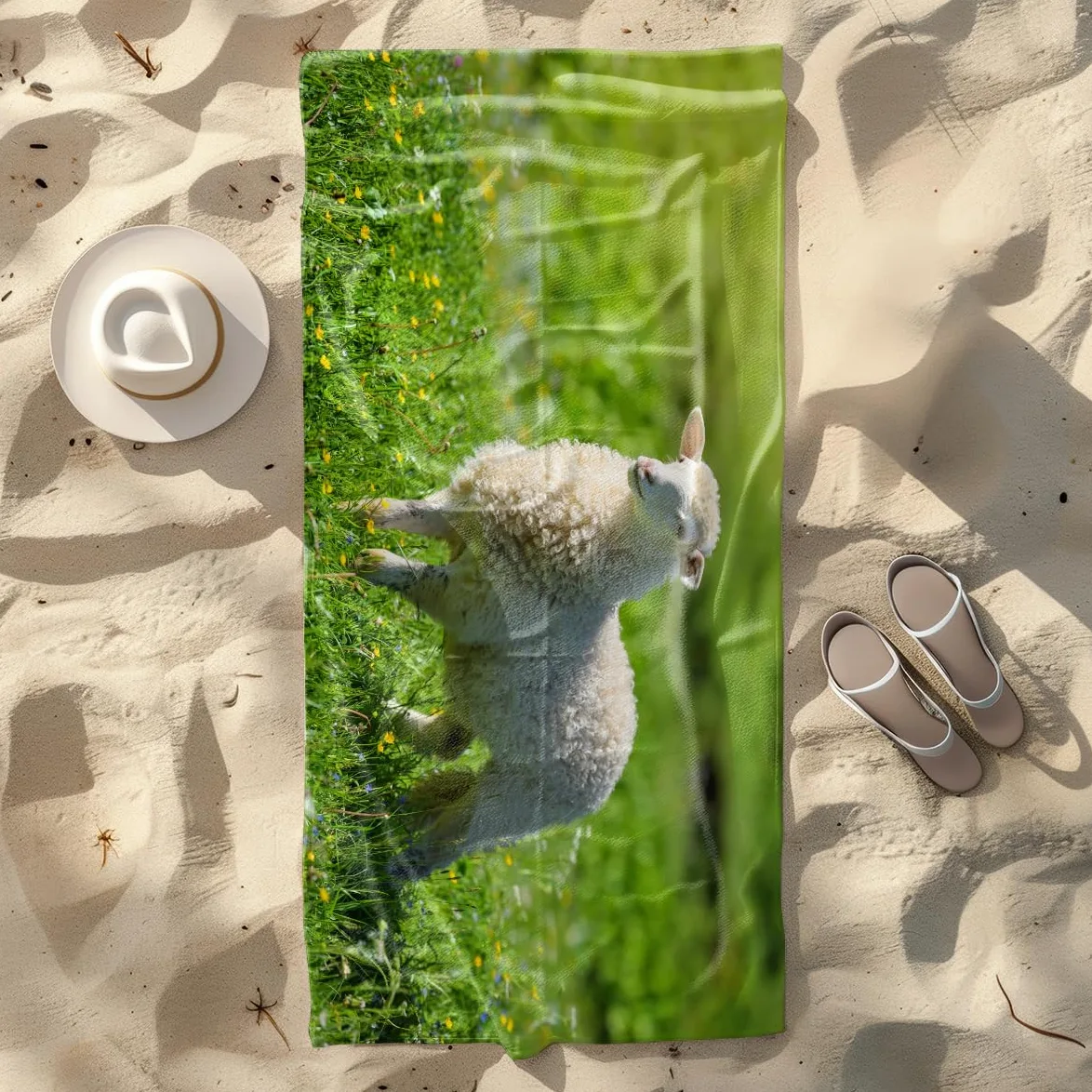 Serviette de Plage Moutons Verts Herbe Serviette de Bain Sport Piscine Toilette Microfibre Piscine Anti Sable Drap de Plage Bain xxl Ultraléger Portable Towel Absorbant Séchage Rapide 200x220cm