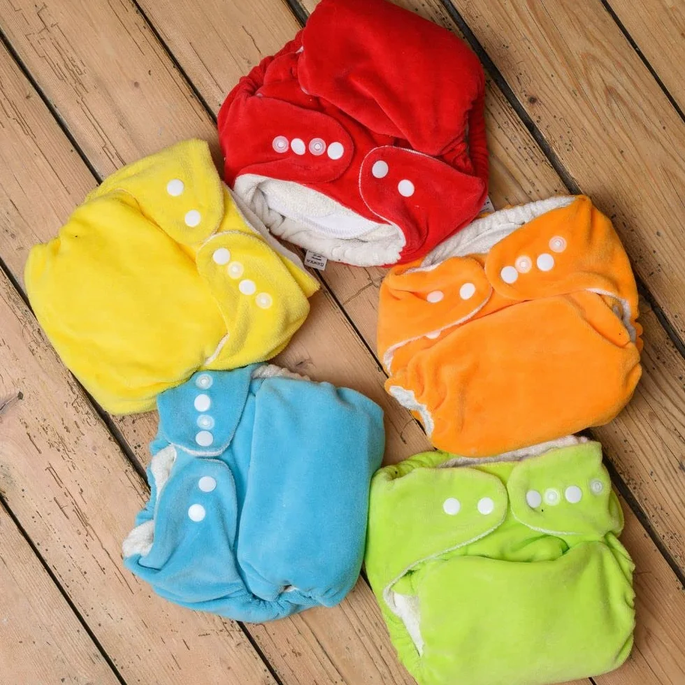 Lessive bébé P'tits Dessous en poudre 1 kg Seau pH 9 Action désinfectante