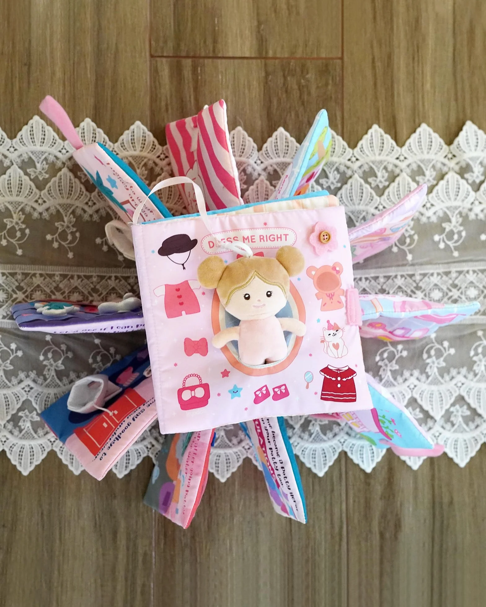 LeyaDoll Livre en Tissu Interactif Sensoriel, Livre d'Activités Éducatif Silencieux pour Bébé 1-3 Ans