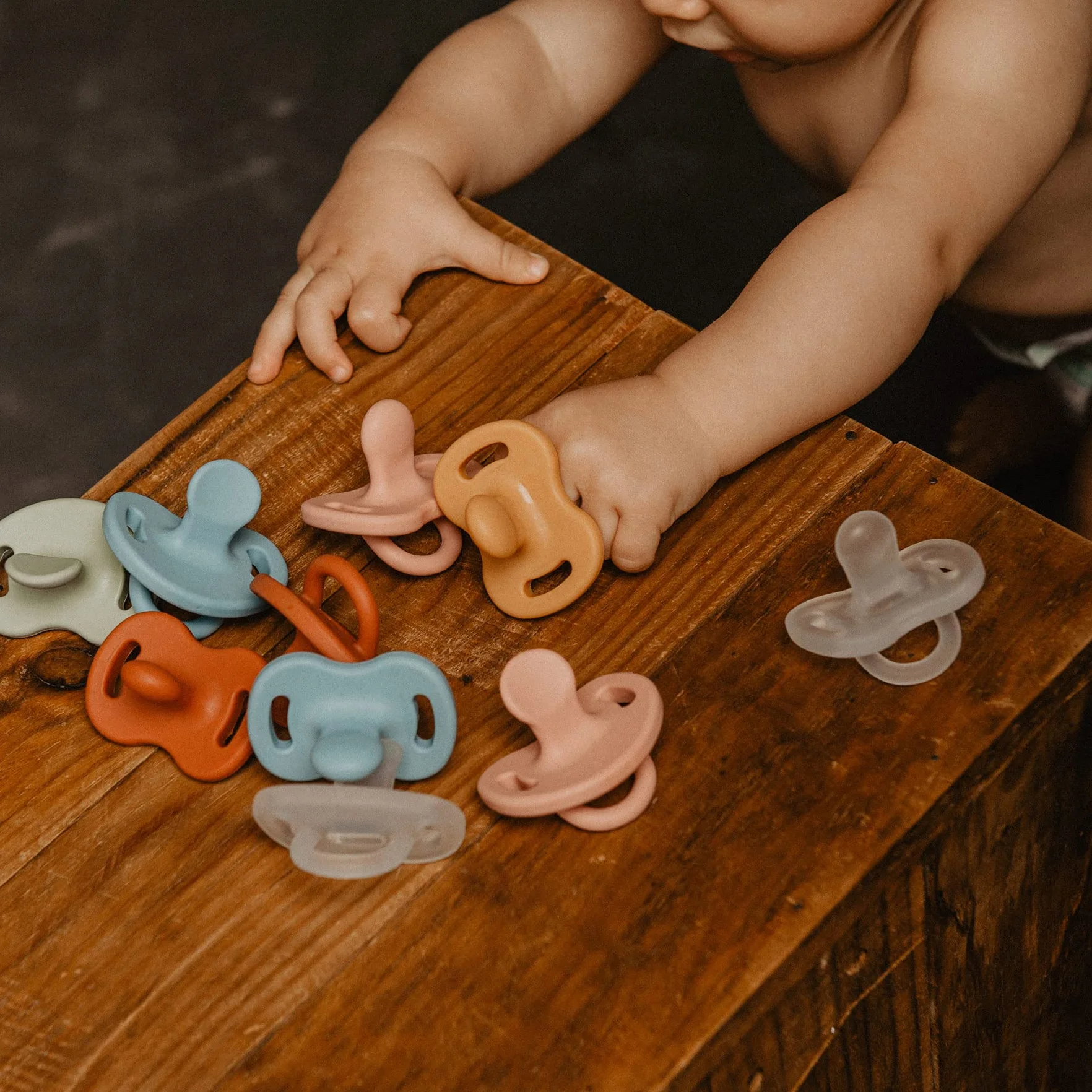 Suavinex Lot 4 Sucettes Tout Silicone SX Pro pour Bébé 6/18 Mois Réversible