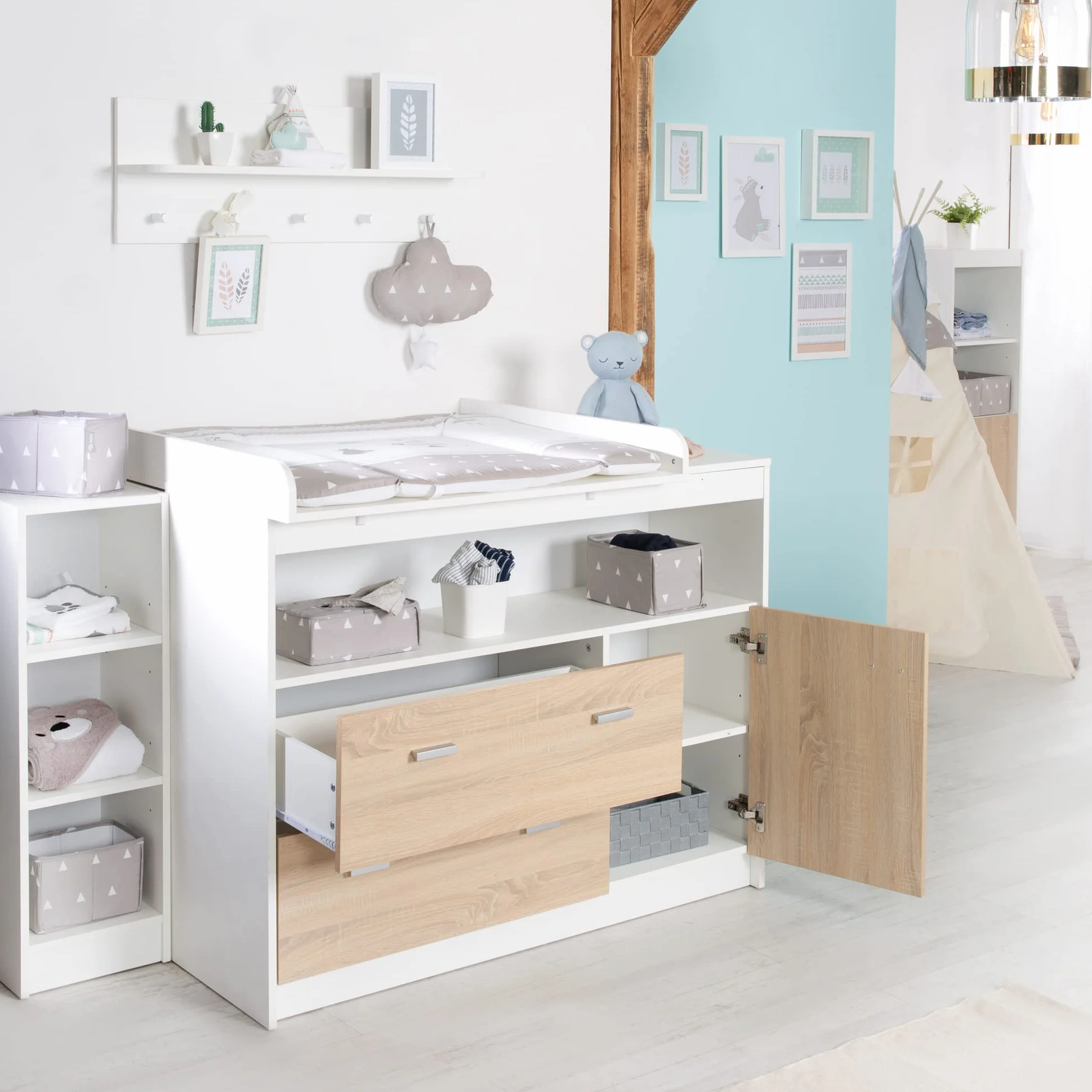 roba Chambre Bébé Duo Gabriella Lit Évolutif 70 x 140 cm Commode à Langer Meubles Certifiés EPH Blanc Décor Bois