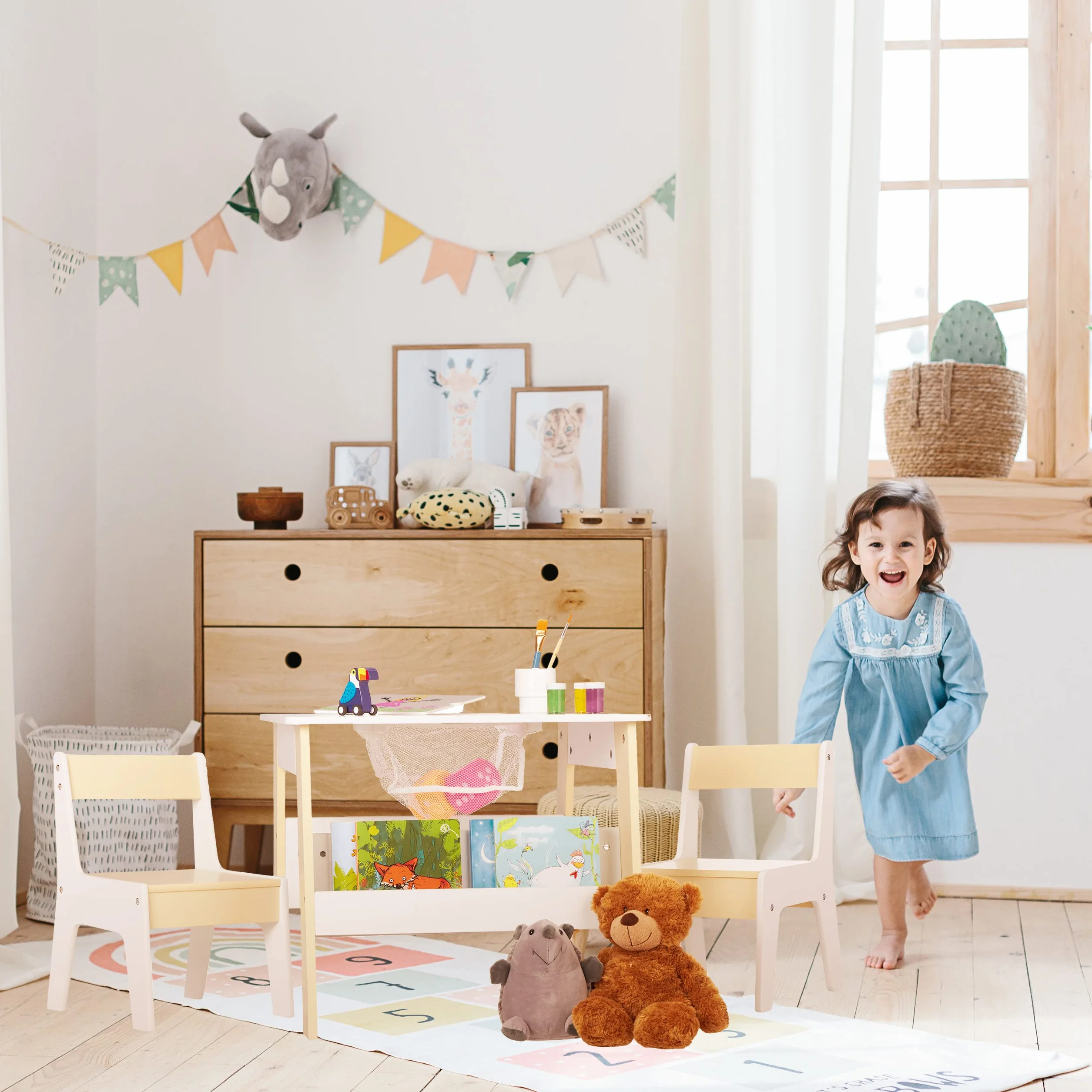 Relaxdays Ensemble mobilier Enfants Table 2 chaises rangements Blanc-Beige