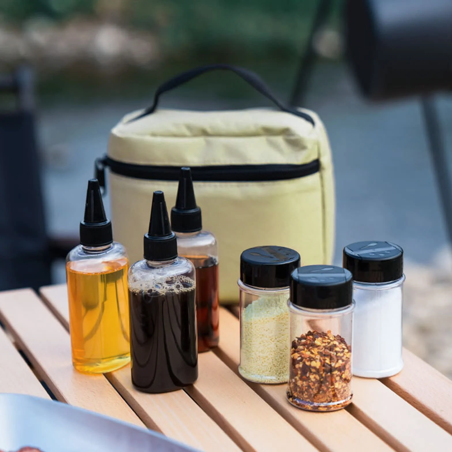 RoseFlower Lot de 6 Pots À Épices avec Sac de Rangement - Bouteille de Sauce Portable pour Voyage, Pique-nique, Barbecue, Camping