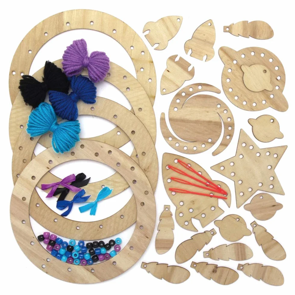 Baker Ross Kits D'Attrape-Rêves Système Solaire En Bois - Paquet De 4