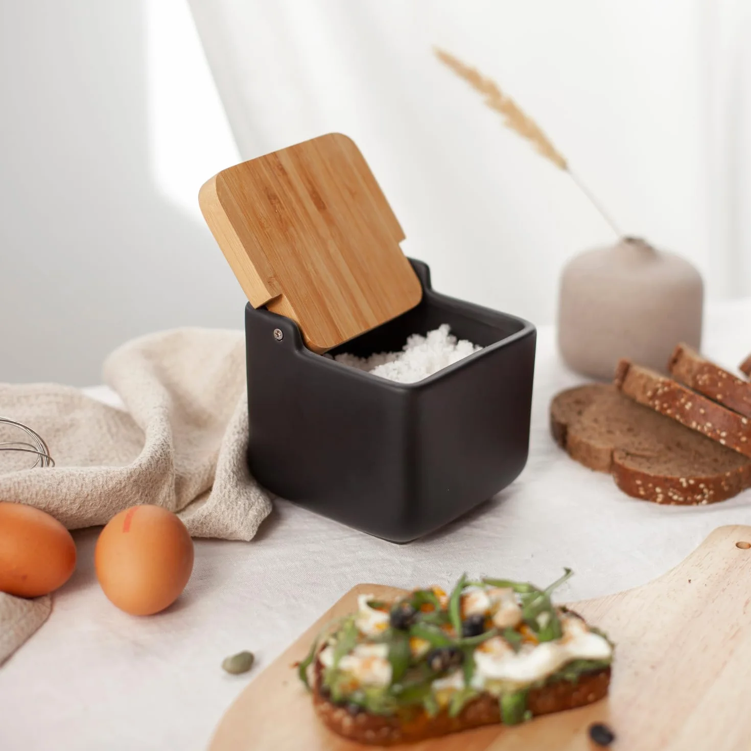 Set d'accessoires de cuisine salière pot à ail céramique bambou couvercle basculant 11,5 cm noir