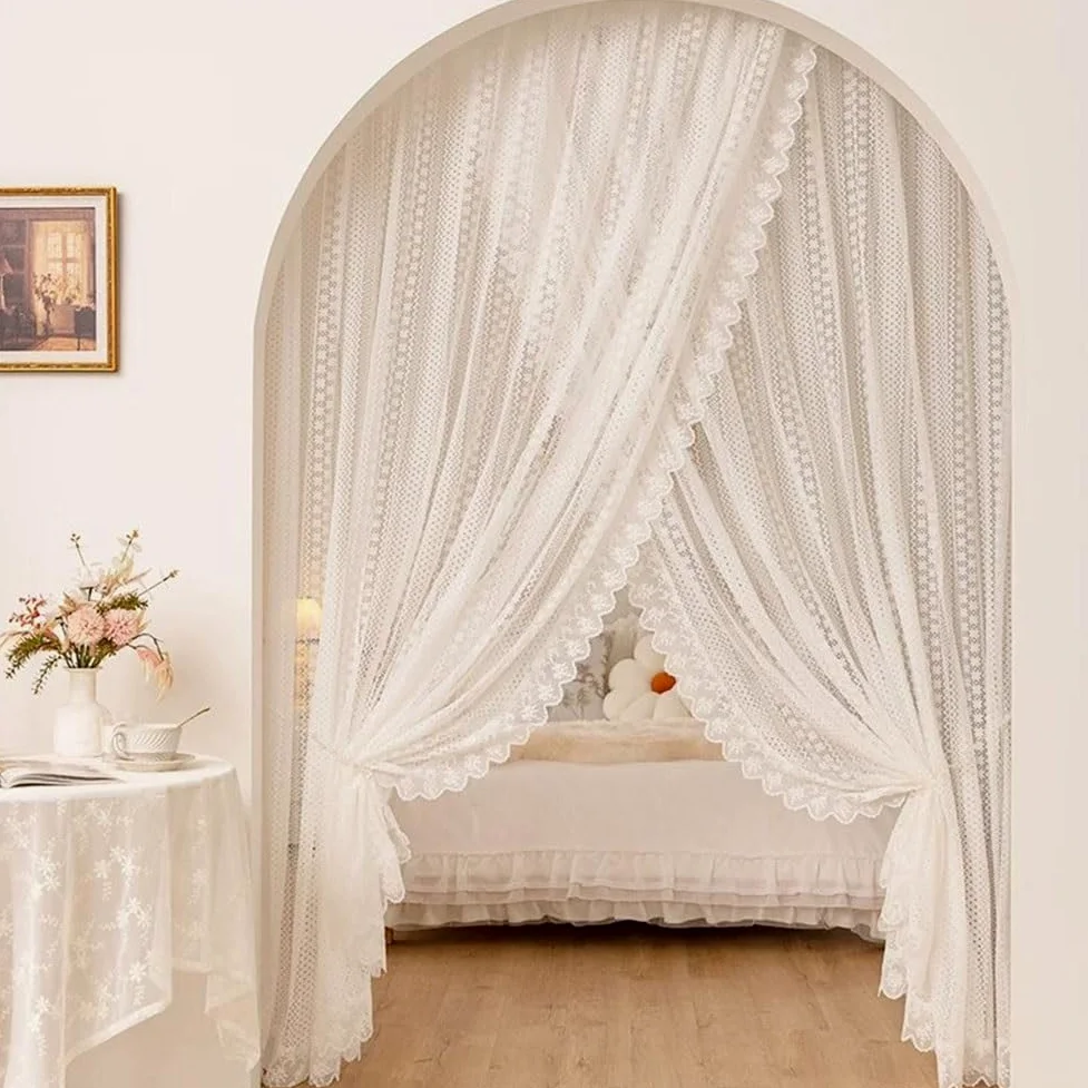 Lot de 2 Rideaux en Dentelle Blanc, Rideau Voilage Romantiques Français Filtrant la Lumière Passe-Tringle Bords Festonnés pour Salon Chambre(WxH160x130cm/63x51inch)