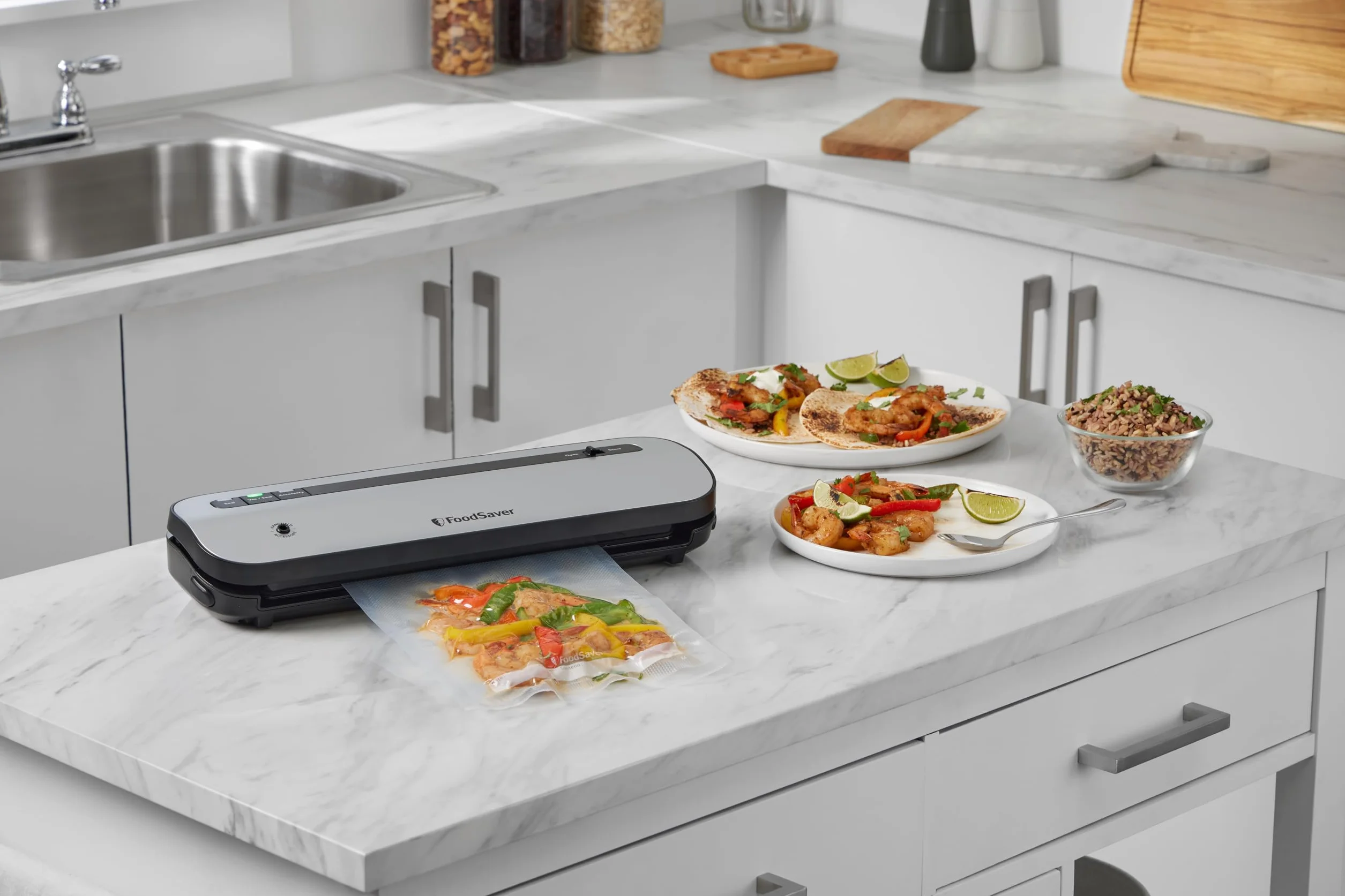 FoodSaver Emballeuse sous vide compacte VS1290X Fraîcheur 5x plus longtemps 1 rouleau 28cmx2,43m