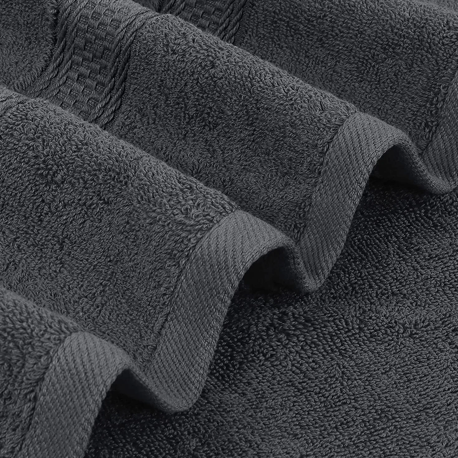 Serviettes de Bain Utopia Lot de 4 (69x137 cm) 100% Coton filé à l'anneau Gris